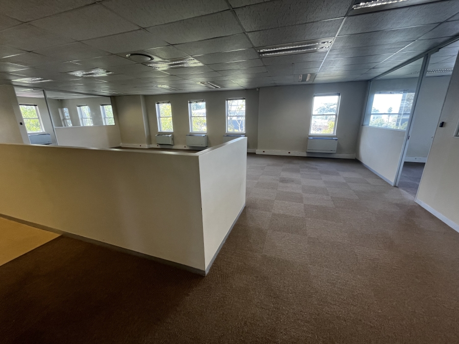 To Let commercial Property for Rent in Rosenpark Western Cape